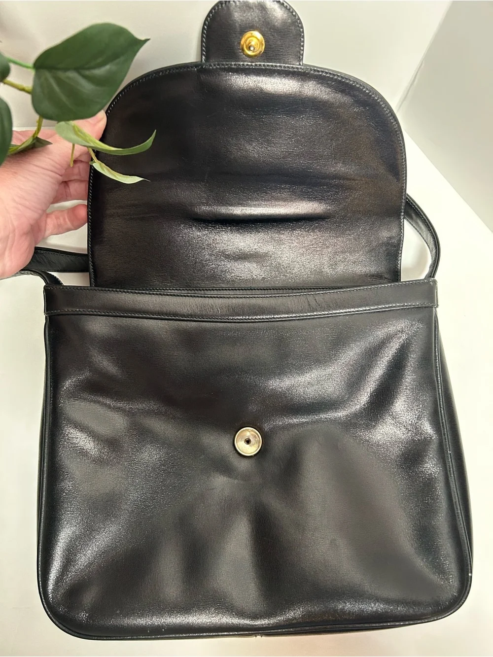 ✨ Vintage Gucci Equestrian Web Shoulder Bag ✨. WITH COA - Picture 5 of 16